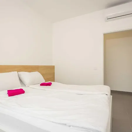At Frida Apartmán Premantura