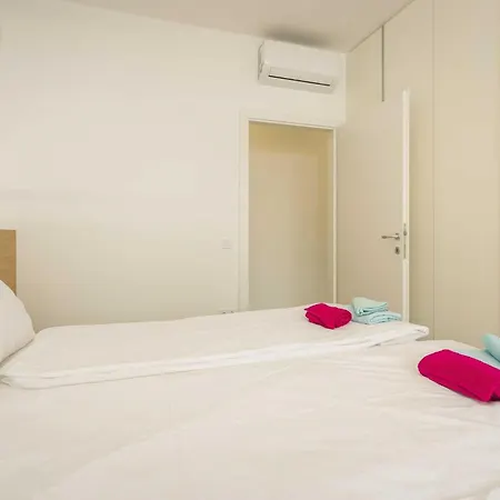 Apartman At Frida Premantura