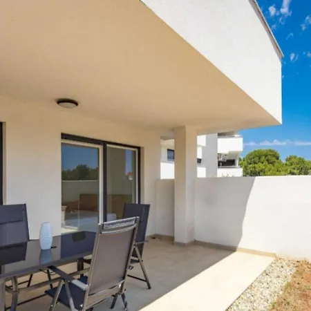 Apartman At Frida
