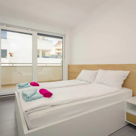 Apartment At Frida